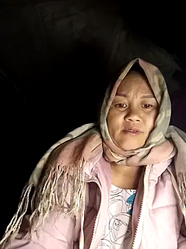 Snapshot of MaiHoa69 chatting on February 8, 2026, 12:58 pm MaiHoa69 online show from February 8, 2026, 12:58 pm