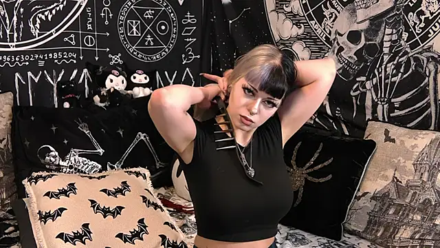 Paige Turner online show from March 25, 2026, 9:03 pm