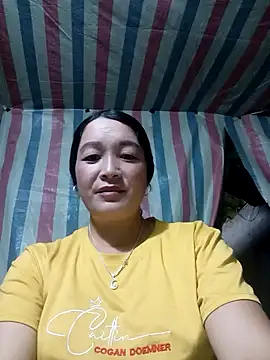 Snapshot of Bliss_rose chatting on October 2, 2025, 7:01 am Bliss rose online show from October 2, 2025, 7:01 am