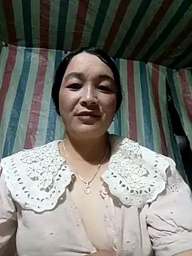 Snapshot of Bliss_rose chatting on October 16, 2025, 7:05 am Bliss rose online show from October 16, 2025, 7:05 am