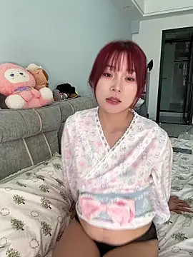 xiaoqiao ss online show from November 19, 2025, 7:41 am