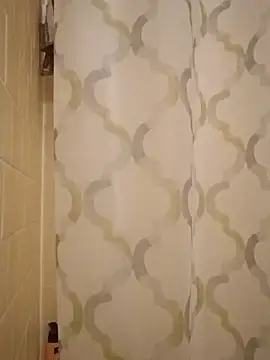 Longthickdick33 online show from April 12, 2026, 8:17 am