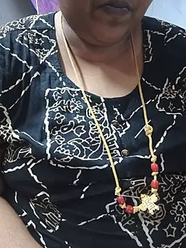 TAMIL ELAKKIYA online show from August 7, 2026, 6:41 am