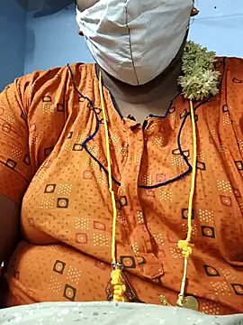 Snapshot of TAMIL_ELAKKIYA chatting on September 15, 2025, 6:30 pm TAMIL ELAKKIYA online show from September 15, 2025, 6:30 pm