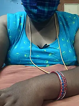 Snapshot of TAMIL_ELAKKIYA chatting on October 5, 2025, 3:03 pm TAMIL ELAKKIYA online show from October 5, 2025, 3:03 pm