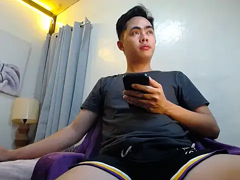 hot 8inchtwink online show from October 24, 2025, 3:44 pm