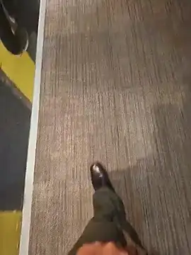 Snapshot of hotboy43339 chatting on February 23, 2026, 2:35 am hotboy43339 online show from February 23, 2026, 2:35 am