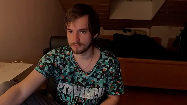 Snapshot of Bez3ybik chatting on January 12, 2026, 11:20 pm Bez3ybik online show from January 12, 2026, 11:20 pm