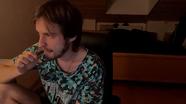 Snapshot of Bez3ybik chatting on February 23, 2026, 10:43 pm Bez3ybik online show from February 23, 2026, 10:43 pm