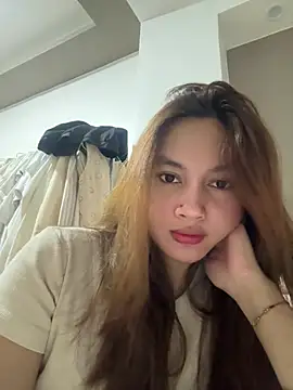 LanySylvia online show from May 25, 2026, 6:45 am