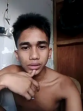 Snapshot of charlie0728 chatting on September 26, 2025, 9:54 pm charlie0728 online show from September 26, 2025, 9:54 pm