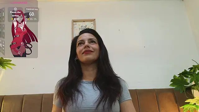 MashaPiink online show from May 27, 2026, 1:07 pm