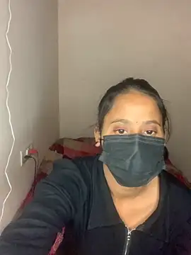 Priya baby0 online show from November 16, 2025, 6:12 pm