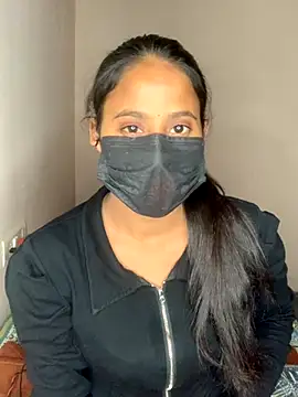 Priya baby0 online show from November 18, 2025, 5:27 pm