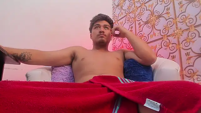 juanmechanic  online show from February 5, 2026, 5:58 am