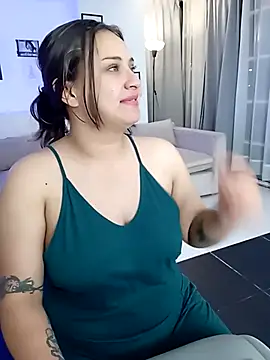 Snapshot of Laureen_se chatting on May 21, 2026, 5:05 am Laureen se online show from May 21, 2026, 5:05 am