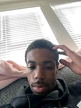 huhgtr online show from November 12, 2025, 3:05 pm