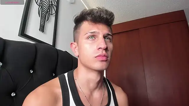 kevin ahss online show from November 12, 2025, 10:02 pm