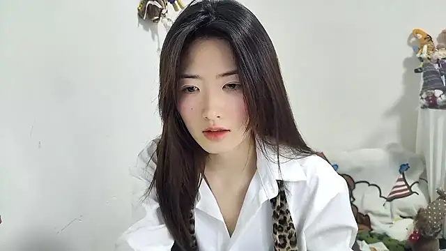 Snapshot of Moonlight-23 chatting on January 13, 2026, 1:04 pm Moonlight-23 online show from January 13, 2026, 1:04 pm