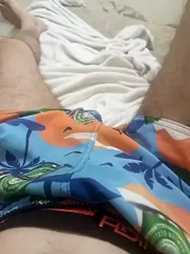 Maniasefetiches online show from March 9, 2026, 7:06 pm