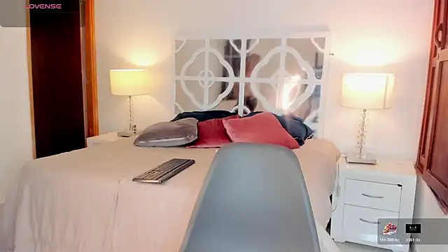 MikaelaStone online show from October 24, 2025, 12:48 pm