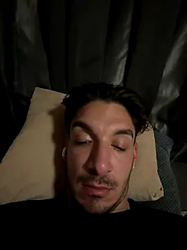 Snapshot of makezd12 chatting on October 2, 2025, 7:06 pm makezd12 online show from October 2, 2025, 7:06 pm