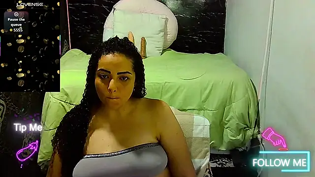  naughty milf online show from April 12, 2026, 1:09 am