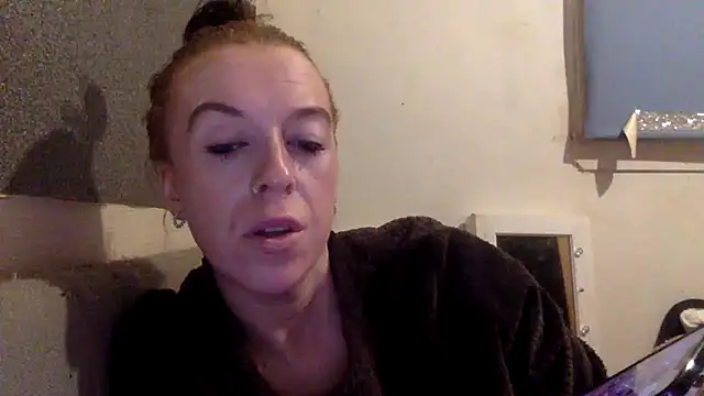 Bellababexox online show from March 12, 2026, 2:28 am