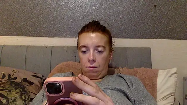 Bellababexox online show from May 30, 2026, 4:52 am