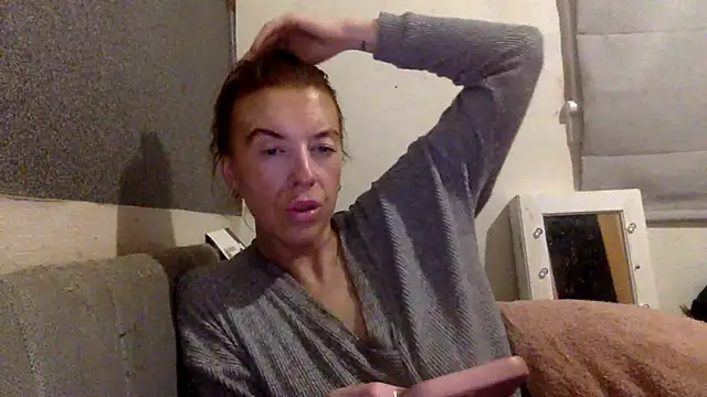 Bellababexox online show from June 2, 2026, 1:05 am
