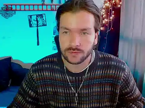 cortelioni massimo  online show from November 12, 2025, 1:15 pm