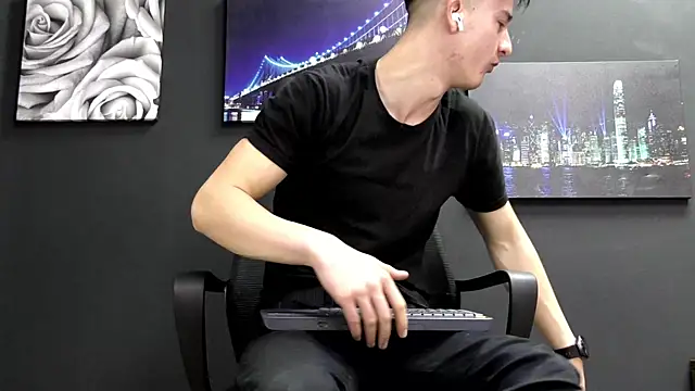 SirReed online show from December 17, 2025, 9:58 am