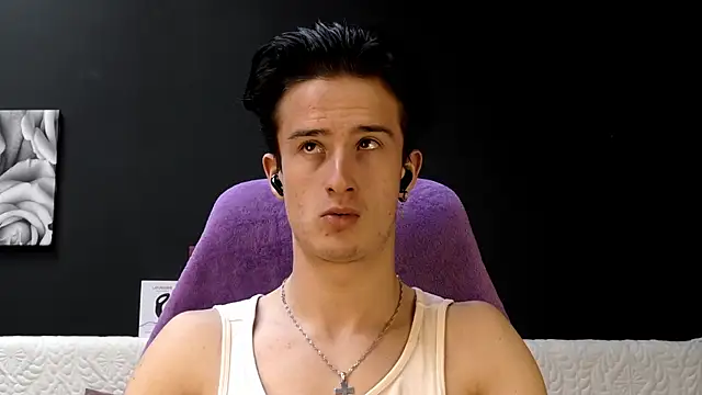 Snapshot of SirReed chatting on March 2, 2026, 6:04 pm SirReed online show from March 2, 2026, 6:04 pm