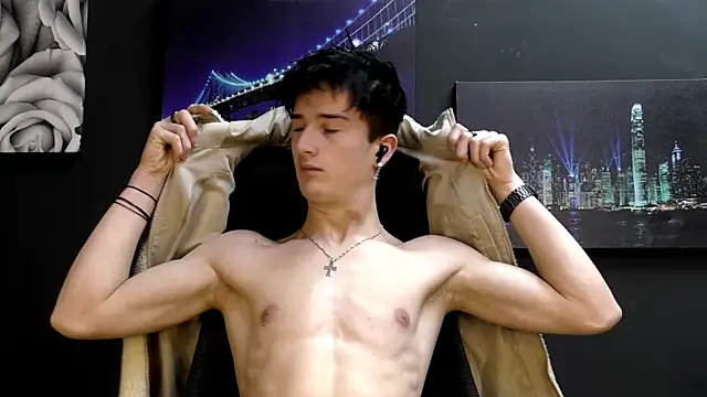 Snapshot of SirReed chatting on February 13, 2026, 4:01 am SirReed online show from February 13, 2026, 4:01 am