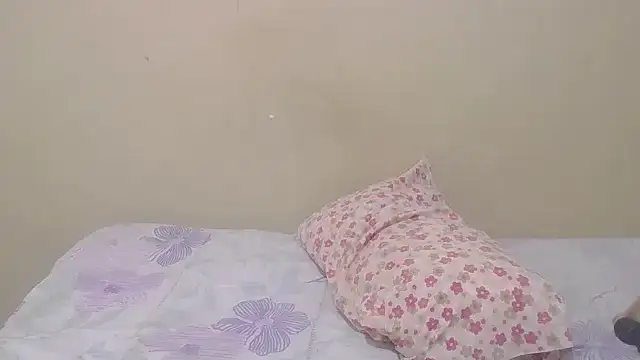 Blackberry96  online show from February 4, 2026, 8:26 pm