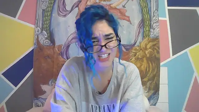 peetitefairy online show from November 6, 2025, 5:11 am