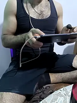 Snapshot of yazin199 chatting on October 28, 2025, 3:44 pm yazin199 online show from October 28, 2025, 3:44 pm