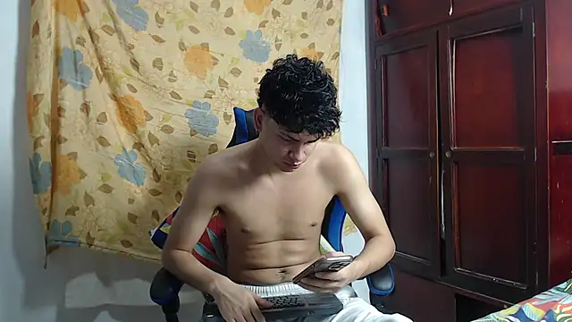 alice julls online show from June 30, 2026, 6:19 pm