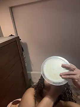 hannachris- online show from February 25, 2026, 11:04 pm