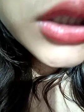 Hott Muskan online show from September 18, 2025, 7:06 pm