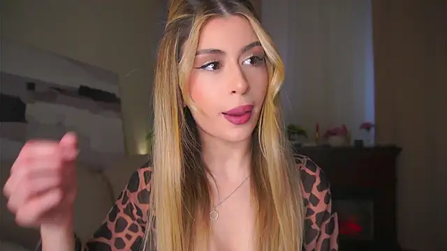 GeorginaHarn online show from April 18, 2026, 8:05 am