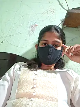 Snapshot of Tamil_Swetha1 chatting on October 10, 2025, 3:51 am Tamil Swetha1 online show from October 10, 2025, 3:51 am