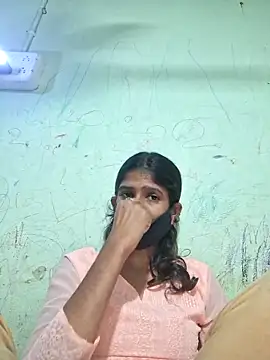 Snapshot of Tamil_Swetha1 chatting on October 29, 2025, 12:15 pm Tamil Swetha1 online show from October 29, 2025, 12:15 pm