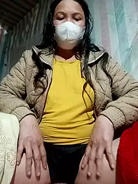 Love-Mama33 online show from January 15, 2026, 12:47 am