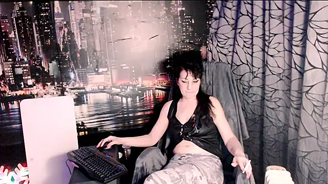 AMOURSWEET2025 online show from March 6, 2026, 8:26 pm