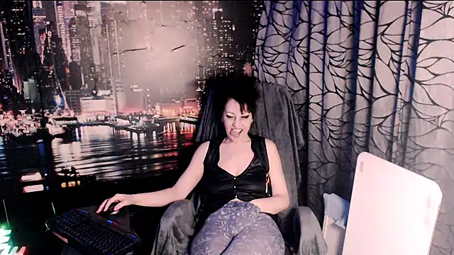 AMOURSWEET2025 online show from March 1, 2026, 9:37 pm