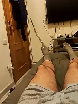 gigolobcn online show from September 15, 2025, 4:24 am