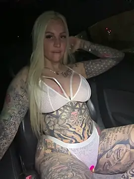 Snapshot of CoraDiamond chatting on February 20, 2026, 6:32 pm CoraDiamond online show from February 20, 2026, 6:32 pm