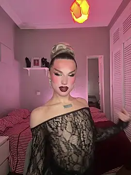 Snapshot of lacattiva chatting on February 11, 2026, 4:18 pm lacattiva online show from February 11, 2026, 4:18 pm