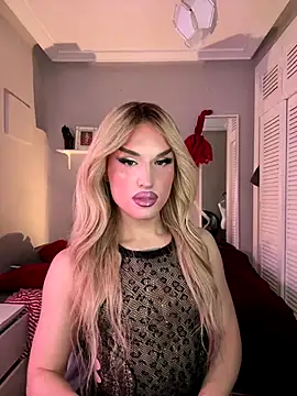 Snapshot of lacattiva chatting on January 5, 2026, 6:11 pm lacattiva online show from January 5, 2026, 6:11 pm